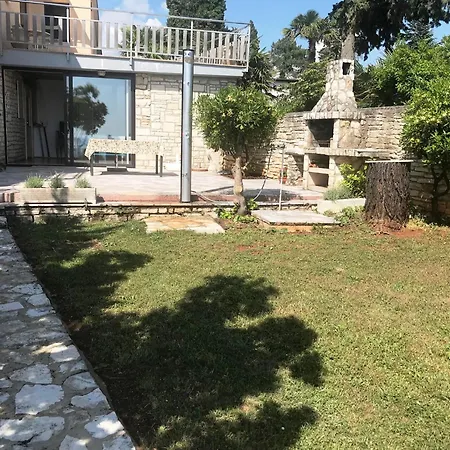 Beachfront * Umag